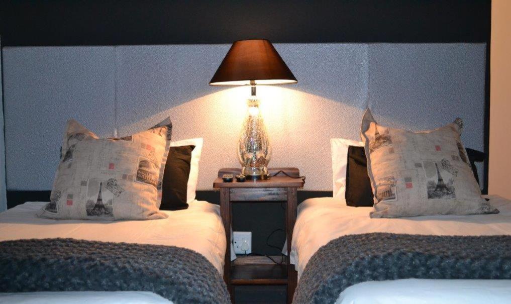 7 Cities Guesthouse Cradock Εξωτερικό φωτογραφία